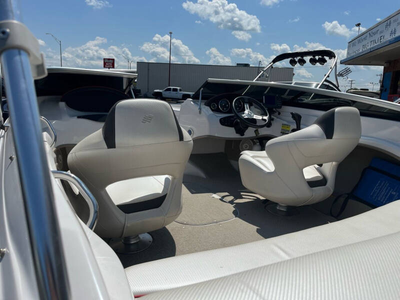 2012 Four Winns 190SS