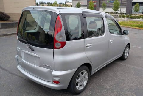 2000 Toyota Funcargo Yaris