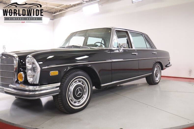 1972 Mercedes-Benz 300-Class