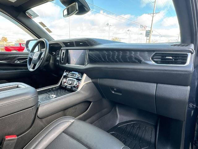 2023 GMC Yukon XL Denali