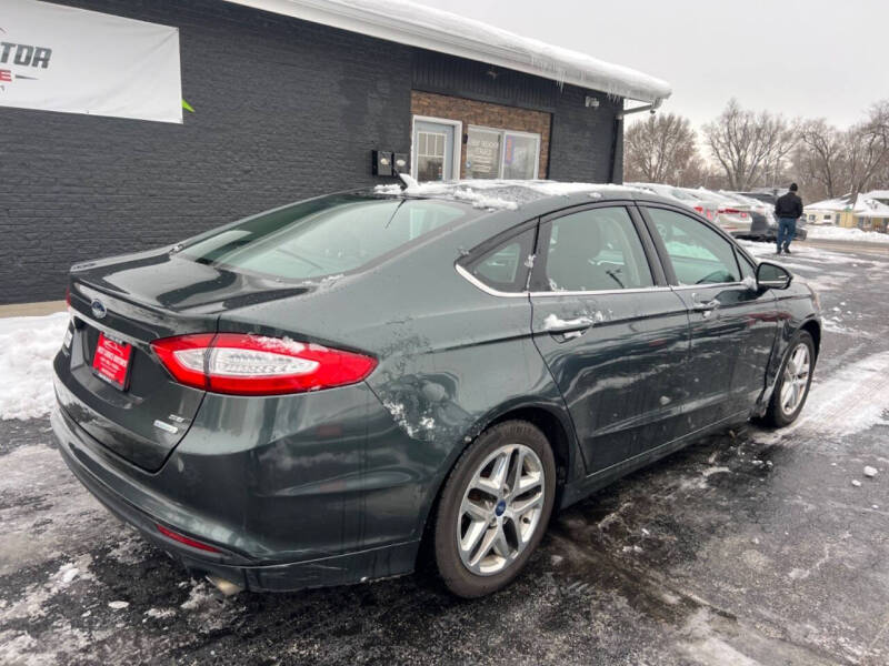 2016 Ford Fusion SE
