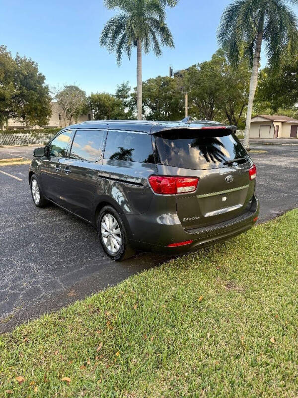 2017 Kia Sedona EX