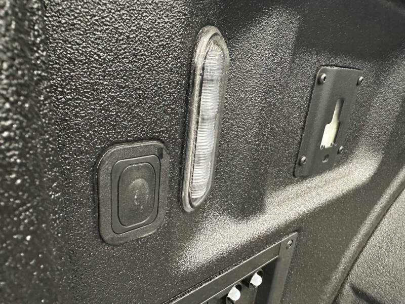 2023 Ford F-150 Lightning XLT