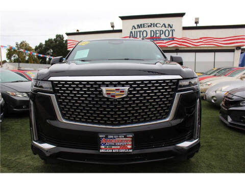 2023 Cadillac Escalade ESV Luxury