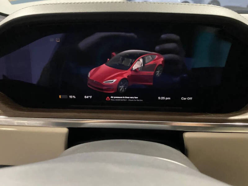 2021 Tesla Model S Plaid