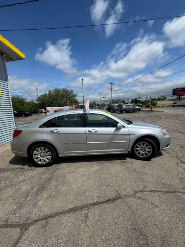 2012 Chrysler 200 LX