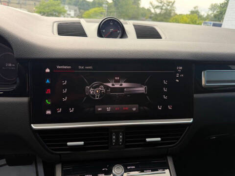 2023 Porsche Cayenne
