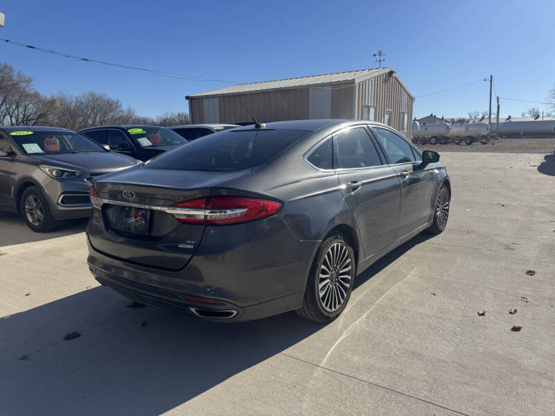 2017 Ford Fusion SE