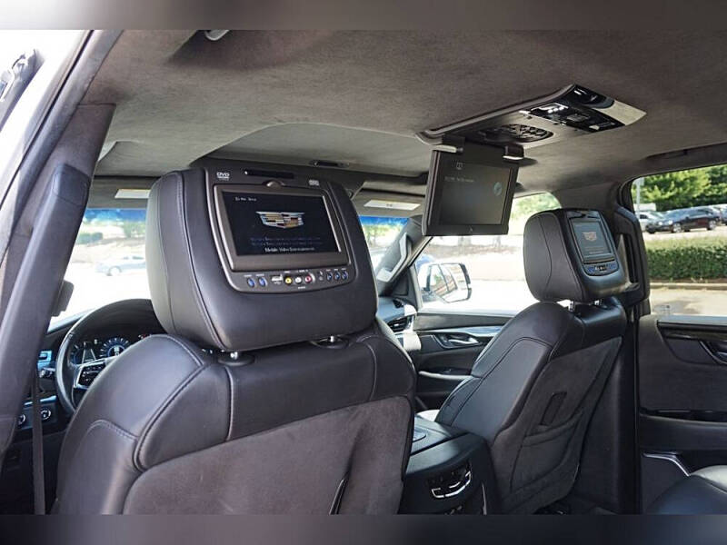 2019 Cadillac Escalade Platinum