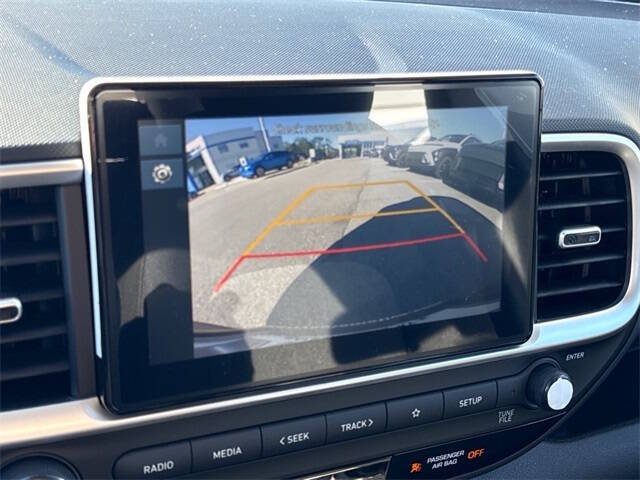 2026 Hyundai Venue SE