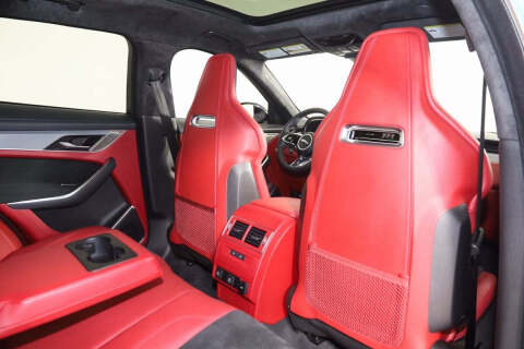 2024 Jaguar F-PACE SVR