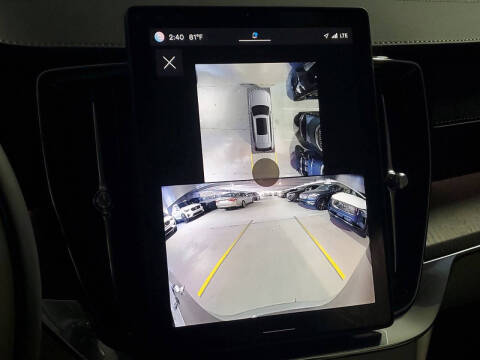 2025 Volvo XC90 B6 Ultra Bright Theme 6P