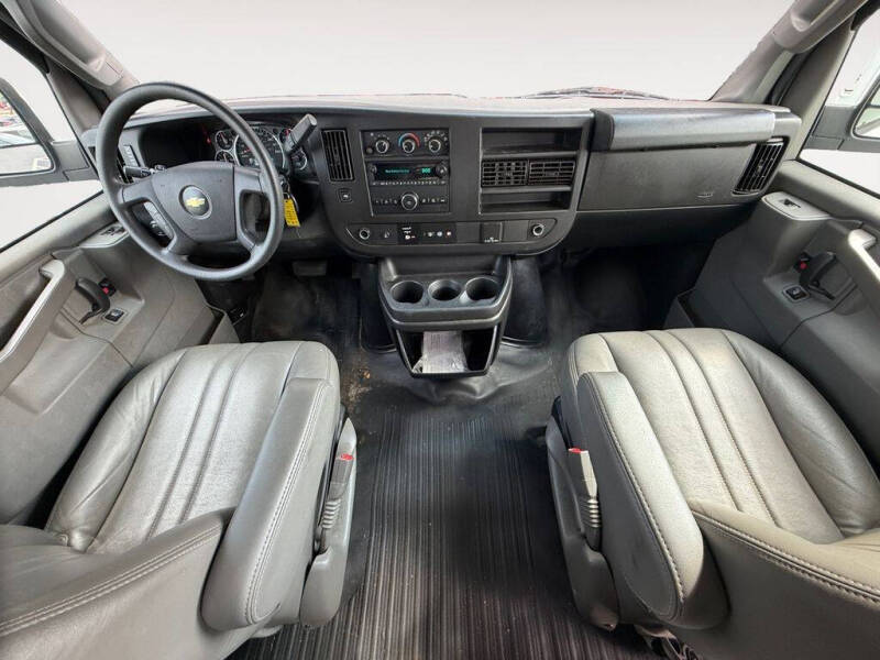 2020 Chevrolet Express 2500