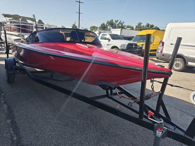 1997 Moomba Ski Boat