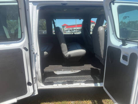 2014 Ford E-Series E-350 SD XL