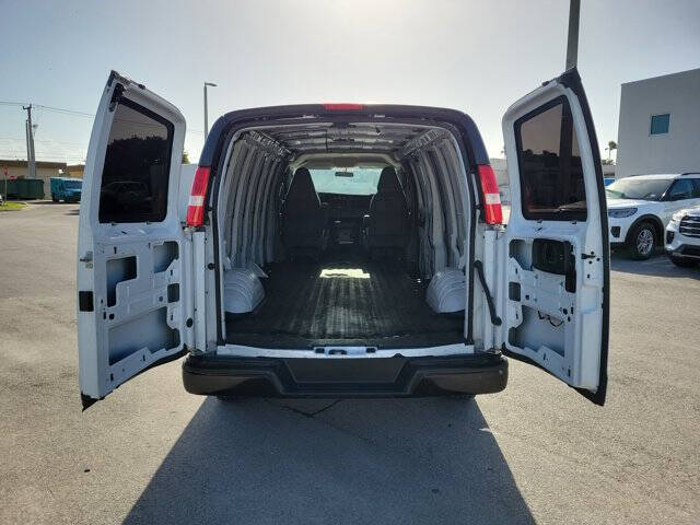 2021 Chevrolet Express 2500