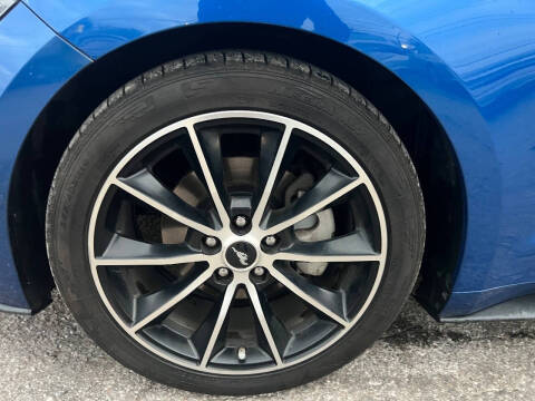 2017 Ford Mustang EcoBoost Premium