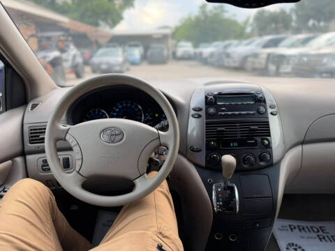 2006 Toyota Sienna