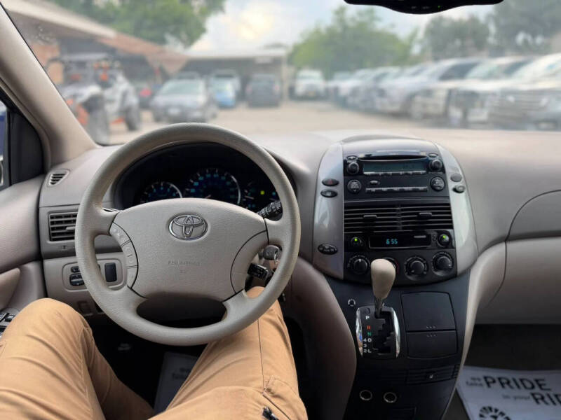 2006 Toyota Sienna