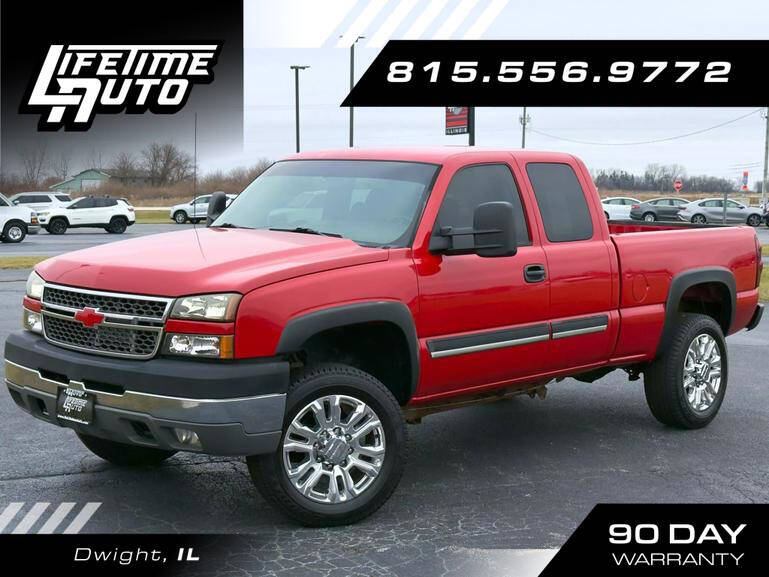 2005 Chevrolet Silverado 2500HD for sale at Lifetime Auto in Dwight IL