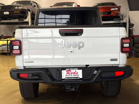 2021 Jeep Gladiator Overland