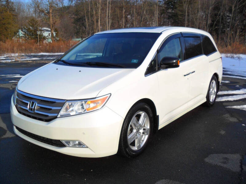 2012 Honda Odyssey Touring Elite's photo