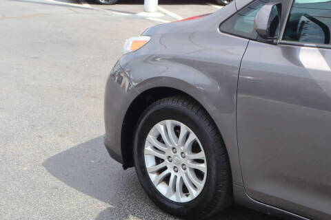 2017 Toyota Sienna