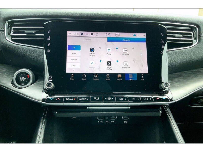 2024 Jeep Wagoneer L Series III