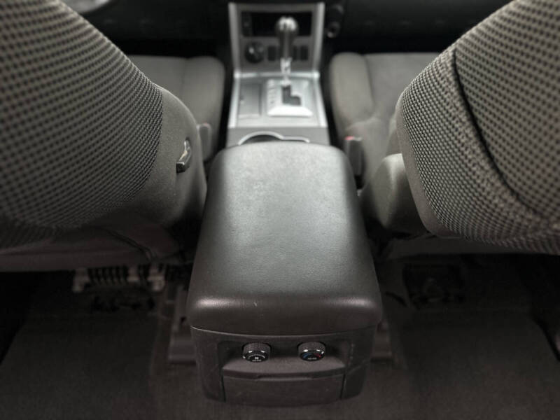 2008 Nissan Pathfinder SE