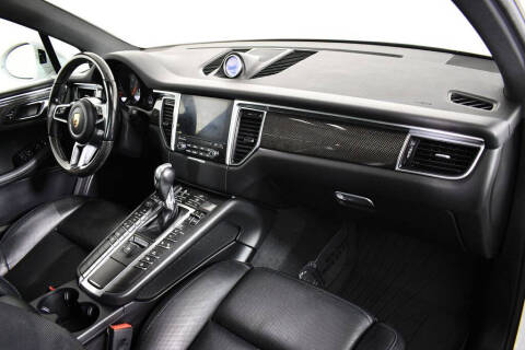 2018 Porsche Macan S