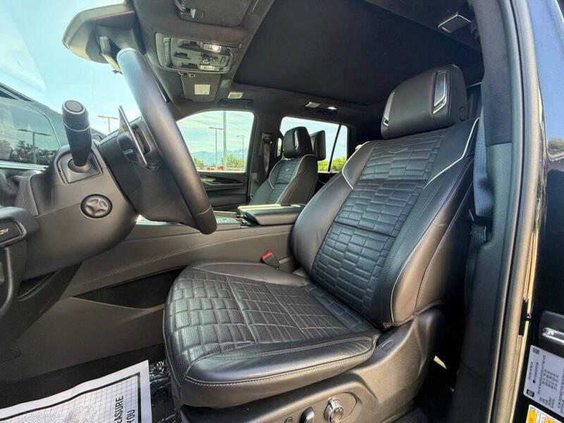 2024 Cadillac Escalade-V