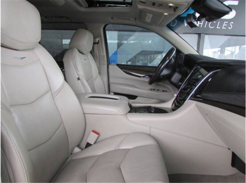 2020 Cadillac Escalade Premium Luxury