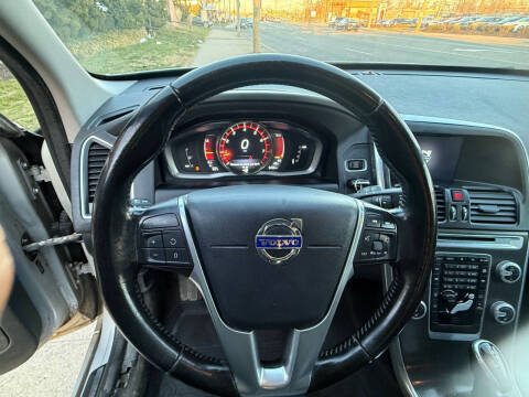 2016 Volvo XC60 T5 Premier