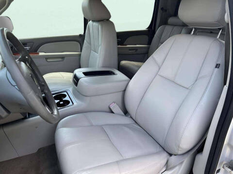 2012 Chevrolet Avalanche LT