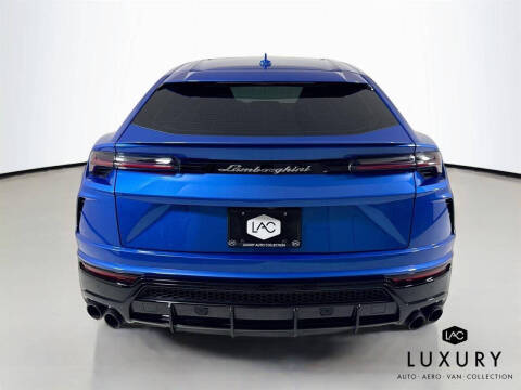 2022 Lamborghini Urus