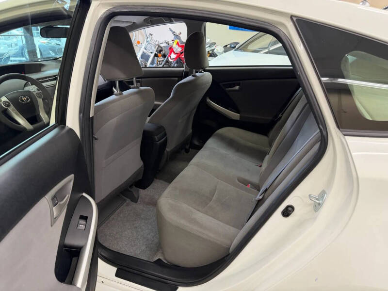 2014 Toyota Prius Plug-in Hybrid