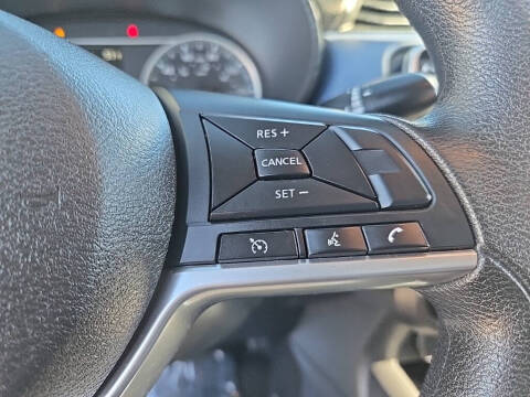 2023 Nissan Versa SV