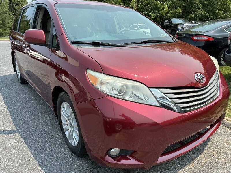 2012 Toyota Sienna