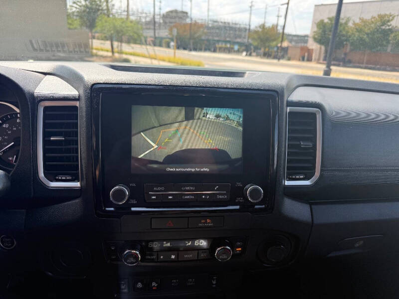 2023 Nissan Frontier SV