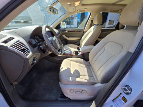 2012 Audi Q5 2.0T quattro Premium Plus
