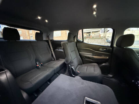 2017 GMC Acadia SLE-2