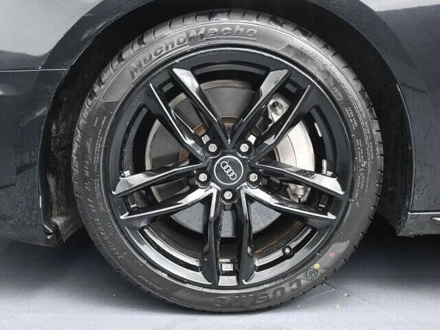 2022 Audi A4 quattro S line Prem Plus 45 TFSI