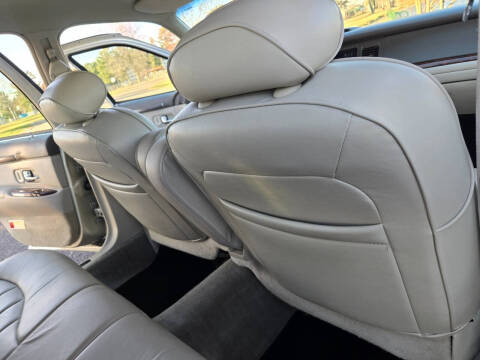 1997 Lincoln Town Car Executive