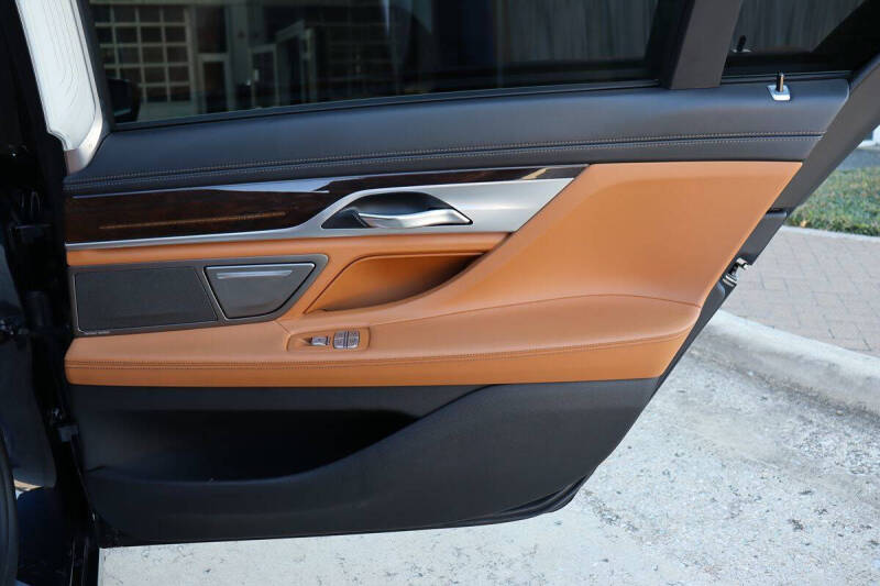 2017 BMW 7 Series 750i xDrive