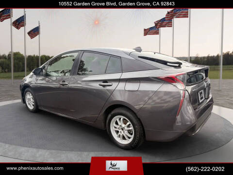 2016 Toyota Prius Two