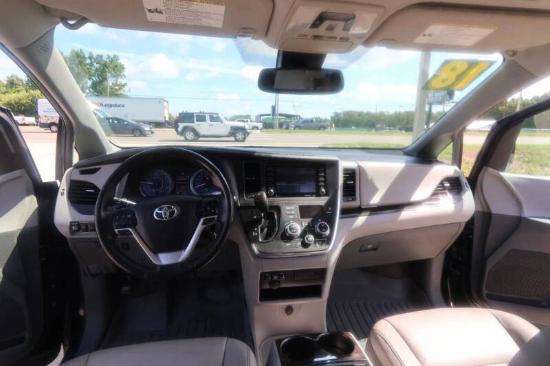 2018 Toyota Sienna