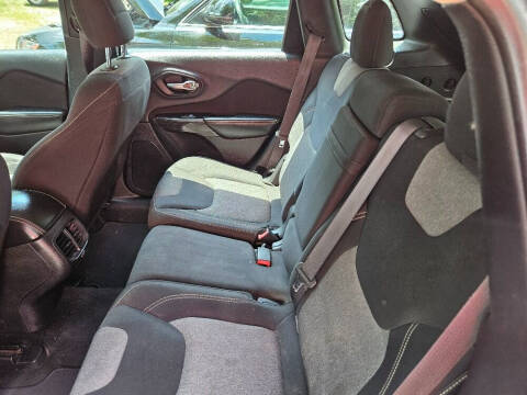 2014 Jeep Cherokee Sport