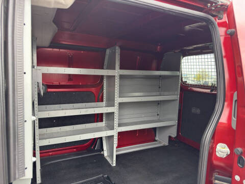 2017 Nissan NV200 SV