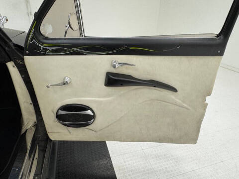 1950 Ford Deluxe