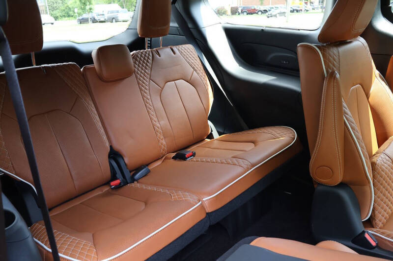 2024 Chrysler Pacifica Pinnacle